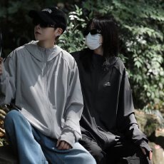 批发<b class='q'>情侣</b><b class='q'>防晒衣</b>男女生新款春夏防晒薄款防紫外线透气长袖<b class='q'>时尚</b>百搭外套