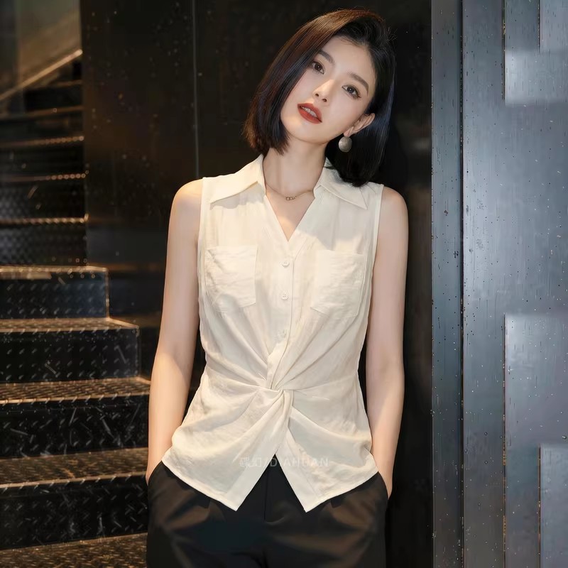 2026 년 여름 새로운 패션 빛 요리 한 비틀림 허리 수축 민소매 셔츠 미니멀리즘 니스 베이지 색 슬림해 보이는 맨위