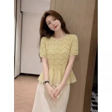 批发已到货 夏季设计感褶皱短袖上衣女芥绿高级感显瘦气质高级感<b class='q'>衬衫</b>