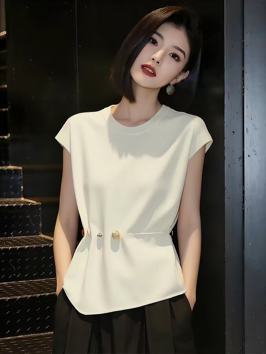프랑스식 민소매 맨위 여성 여름 2026 새로운 작은 대중 디자인 센스 비대칭 허리 수축 작은 셔츠 외출용 자르다 소매 티셔츠