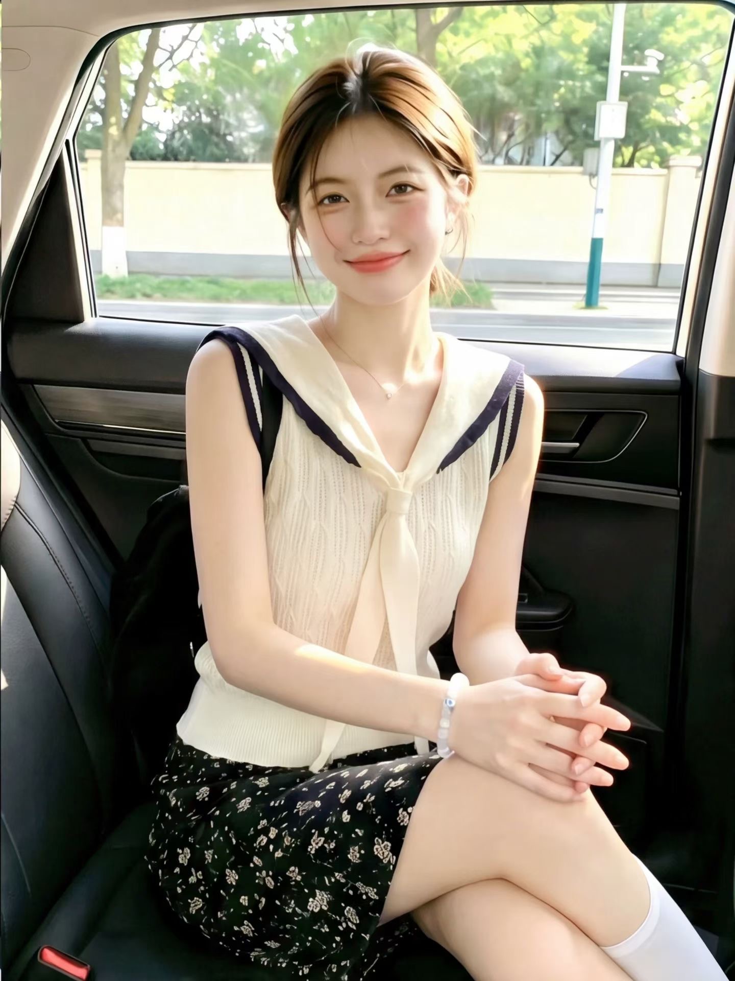 프랑스식 해군 칼라 V넥 니트 반팔 티셔츠 여성 여름 배색 민소매 조끼 얼음 차가운 실크