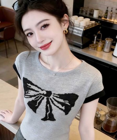 한 부서 라운드 넥 나비 매듭 반팔 얼음 실크 털 니트 스웨터 여성 2026 여름 새로운 몸매 가꾸기 슬림해 보이는 다용도 맨위