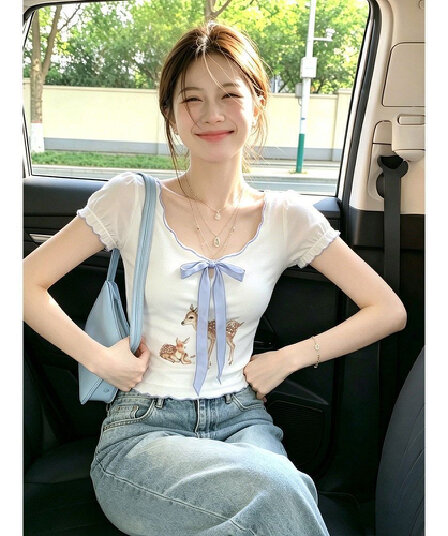 작은 사슴 프린트 레이스업 패션 연령 감소 반팔 티셔츠 여성 여름 새로운 핫걸 바람 몸매 가꾸기 슬림해 보이는 맨위 ins 트렌디