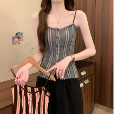 批发实拍实价早秋新款韩版撞色条纹甜辣<b class='q'>街头</b>无袖绝美百搭吊带背心上衣