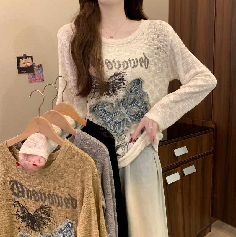 FA37027# 早秋新款设计感宽松显瘦露肩慵懒风蝴蝶贴布斜肩针织上衣 服裝批發女裝批發服飾貨源