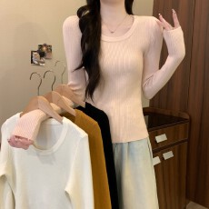 批发实拍实价 秋冬新款高级感显瘦修身圆领百搭气质内搭针织<b class='q'>长袖</b>上衣