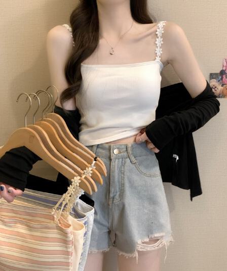 실사 정가 여름 새로운 한 부서 꽃 어깨 벨트 가슴 패드 소녀 센스 배색 인사이드 가져 가라. 캐미솔