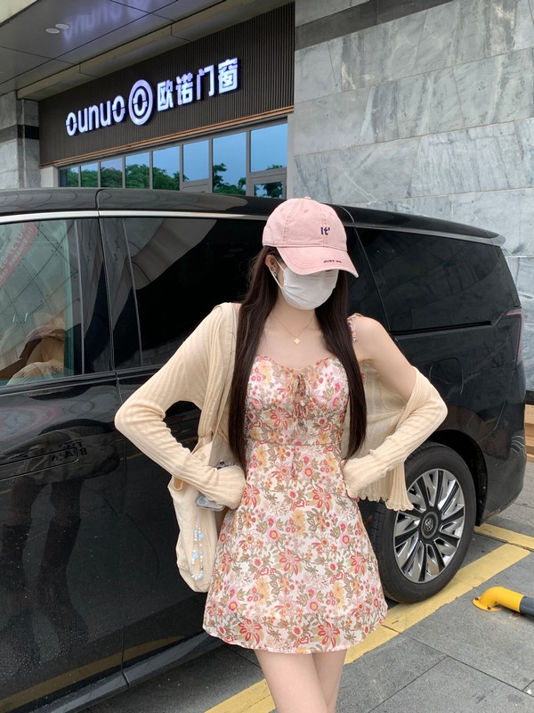 실사 정가 프랑스식 순수한 욕망 휴가 바람 yoli 장 宥 이익 꽃 반사하다 여름 꽃무늬 슬립 꽃무늬 드레스