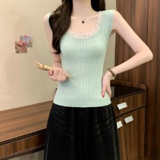 批发实拍实价 夏季新款韩版莱赛尔棉U领<b class='q'>蕾丝</b>拼接坑条纯色简约修身上衣