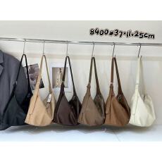 批发韩系<b class='q'>复古</b>软皮褶皱饺子包慵懒风休闲百搭通勤单肩包