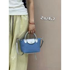 批发<b class='q'>复古</b>大容量水洗牛仔布托特包春季潮流单肩包上班通勤腋下女包