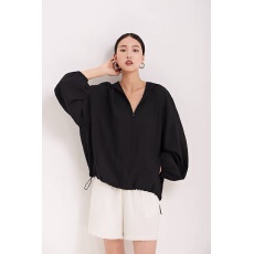 批发韩版美拉德休闲宽松冲锋<b class='q'>卫衣</b>女设计感休闲外套