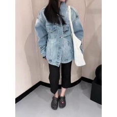 批发现内海韩代<b class='q'>韩国</b>东大门JSHOP博主同款向日葵阔版时尚蓝<b class='q'>牛仔</b><b class='q'>外套</b>