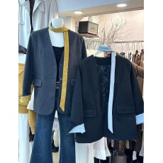 批发十三行2025秋季法式风V领排扣宽松夹棉加厚保暖灰色毛呢<b class='q'>西服</b>外套