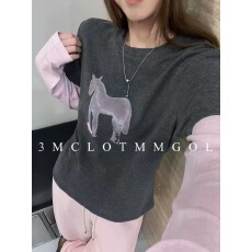 批发粉色小马图案假两件长袖T恤女<b class='q'>欧洲站</b>2025冬装<b class='q'>新款</b>时尚圆领打底衫