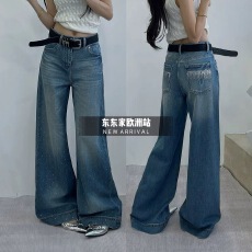 批发<b class='q'>欧洲站</b>十三行正品冬植绒后兜水钻字母烫钻满天星直筒<b class='q'>牛仔裤</b>拖地裤