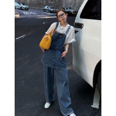 批发邱小小丽呀 早春宽松显瘦休闲直筒<b class='q'>牛仔</b>吊带阔腿连体长裤<b class='q'>背带裤</b>女