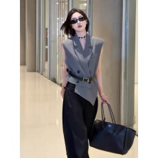 批发2026春夏新款小众设计感气质不规则西装马甲女装酷飒御姐百搭上衣