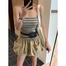 韩版夏季新款复古辣妹条纹抹胸上衣设计感显瘦休闲花苞短裙两件套
