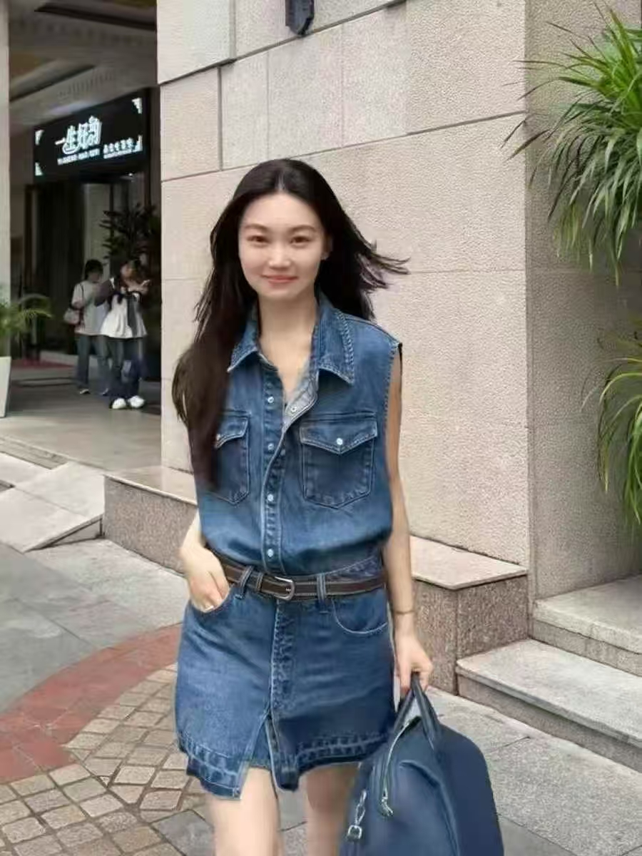 항구 바람 레트로 진한 파란색 데님 점프 슈트 2026 여름 새로운 슬림해 보이는 느긋한 캐주얼 품격 작은 키