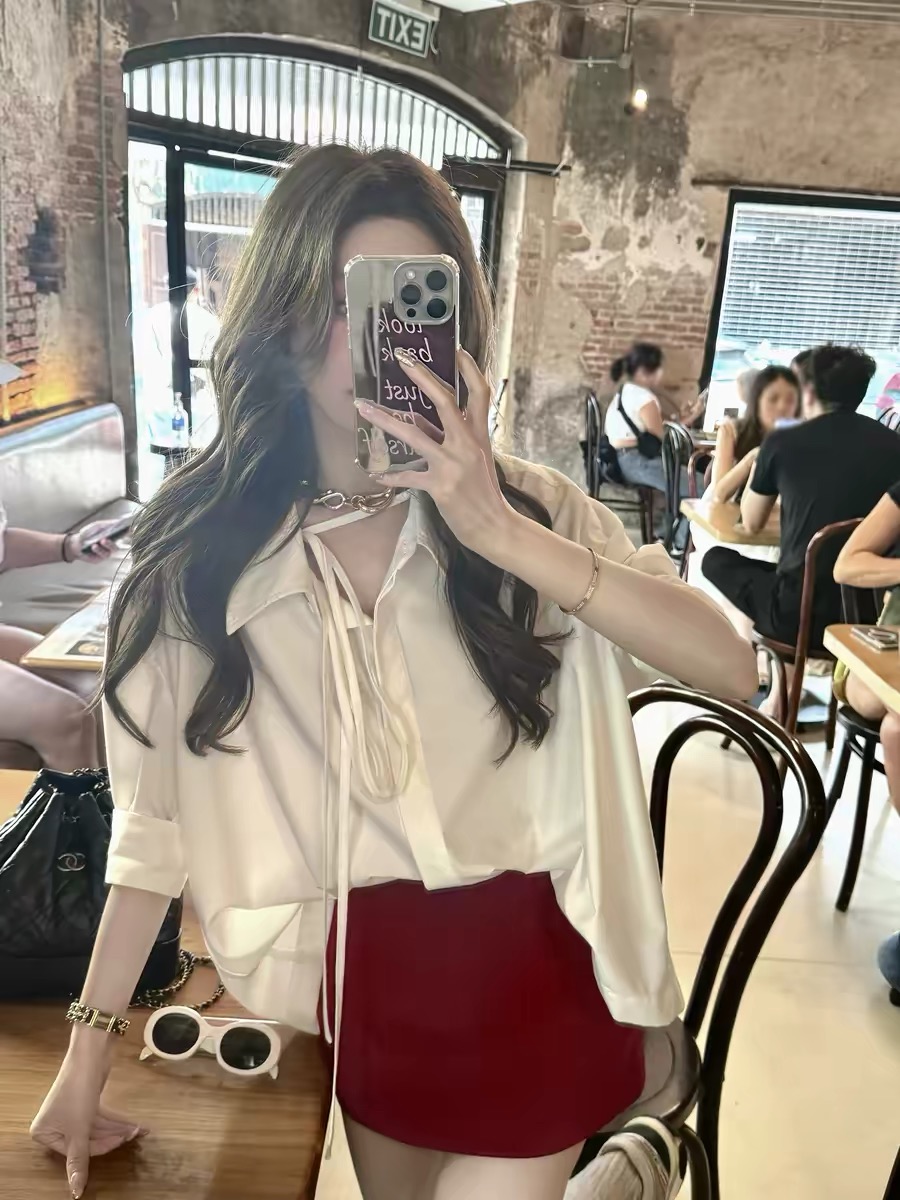 한 부서 경력 분위기 센스 착용 가져 가라. POLO 칼라 루즈핏 다용도 화이트 셔츠 맨위 패션 캐주얼 미니 스커트 세트