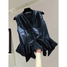批发纯色V领PU皮马甲2026秋冬<b class='q'>韩版</b>显瘦百褶拼接荷叶边女士无袖<b class='q'>小外套</b>