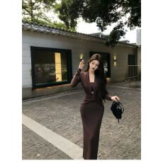 批发气质御姐咖色长袖<b class='q'>连衣裙</b>女装2026秋季新款时尚性感辣妹包臀长裙子