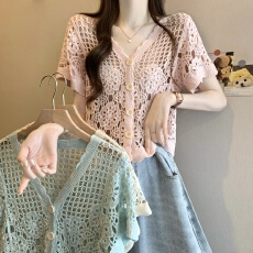 批发实拍实价 新版韩风设计感钩花镂空短袖<b class='q'>针织</b><b class='q'>开衫</b>