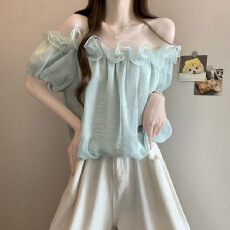 批发实拍实价 新版韩风设计感一字肩花边网纱短款上衣