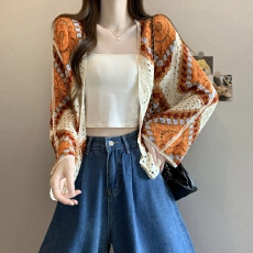 批发实拍实价 新版韩风设计感民族风刺绣钩花镂空防晒开衫