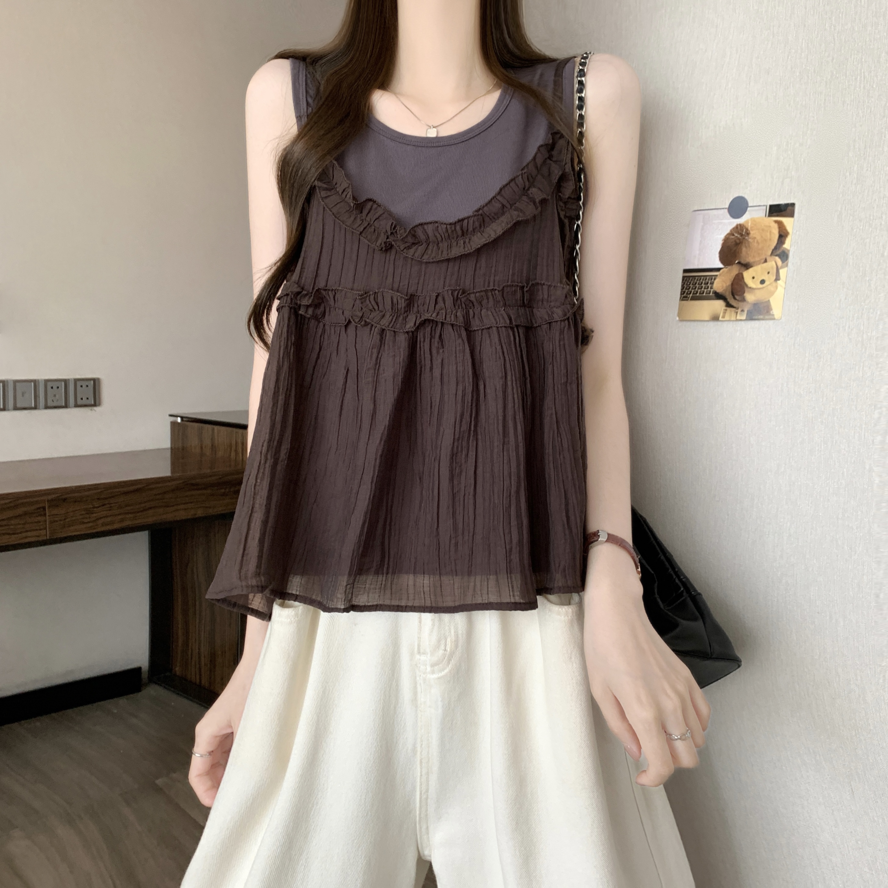 BY27288# 新版韩风设计感木耳边假两件无袖背心吊带上衣 服裝批發女裝批發服飾貨源