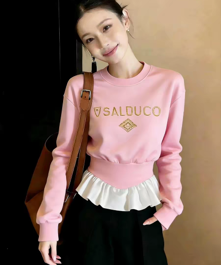 이른 봄 작은 키 프릴 페이크 레이어드 배색 허리 수축 후드티 여성 디자인 센스 작은 대중 자이언트 잘 생긴 긴팔 맨위