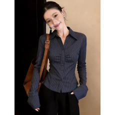 批发美式条纹收腰长袖衬衫女春秋设计感辣妹修身显瘦打底上衣潮