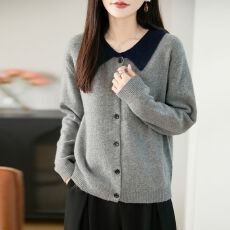 批发<b class='q'>正品</b>撤柜剪标羊毛衫翻领拼色针织开衫秋冬新款长袖毛衣外套上衣女