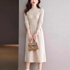 批发秋冬新款中长款半高领宽松针织衫毛衣裙洋气配大衣显瘦气质<b class='q'>连衣裙</b>
