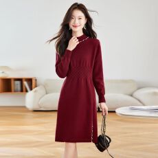 批发羊毛针织<b class='q'>连衣裙</b>女士秋冬新款配大衣打底减龄收腰显瘦过膝毛衣裙女