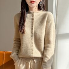 批发时尚百搭单排纽扣羊毛衫女春秋气质半高领针织<b class='q'>开衫</b>女保暖打底毛衣