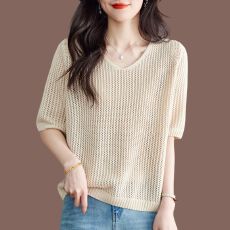 批发胖mm<b class='q'>加大</b>码桑蚕丝T恤女宽松V领时尚镂空外穿针织冰丝韩版短袖遮肚