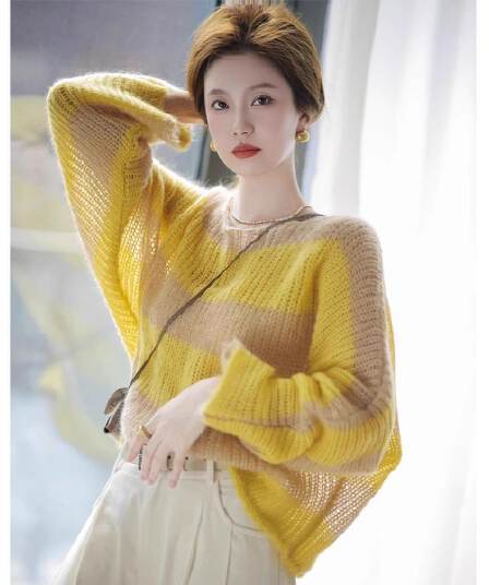 봄 가을 새로운 배색 부드러운 찹쌀 스웨터 여자 연령 감소 외국 가스 패션 다용도 연령 감소 홀로우 아웃 외부 가져 가라. 니트 스웨터 맨위