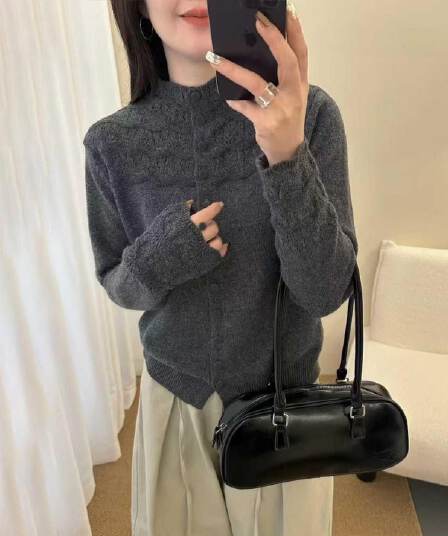 반하이넥 홀로우 아웃 패션 외국 가스 오픈 가디건 니트 슬림해 보이는 다용도 디자인 센스 부드러운 다용도 여성 스웨터 맨위 여성