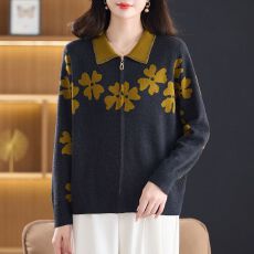 批发翻领拉链针织开衫女春秋新款外搭上衣花朵图案<b class='q'>妈妈</b>装洋气外套大码