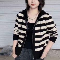 批发春秋新款条纹连帽针织开衫<b class='q'>外套女</b><b class='q'>中老年</b>洋气百搭宽松时尚外穿上衣