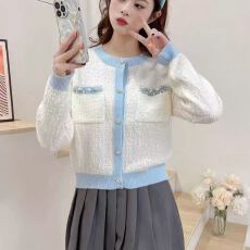 批发小香风树皮气质蓝白肌理感撞色针织开衫新款糯钉珠毛衣