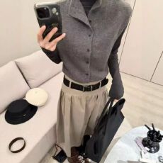 批发新款巨好看时尚百搭早秋半高领针织<b class='q'>马甲</b>长袖打底衫两件套女上衣女