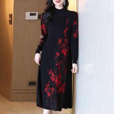 批发韩系连衣裙新款女秋季长袖<b class='q'>大码</b>显瘦高级气质针织毛衣裙子内搭打底