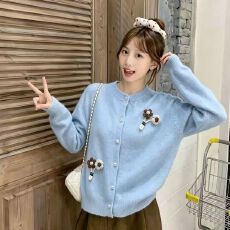 批发秋冬新款女<b class='q'>韩版</b>宽松时尚甜美小清新开衫百搭休闲保暖线衫毛衣外套