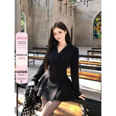 批发画解WAHJU 奈何冬时冬季<b class='q'>西装</b>领双排扣设计气质收腰显瘦呢子外套<b class='q'>女</b>