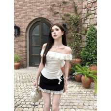 批发画解WAHJU 淡雅茉莉夏季荷叶边一字领立体花朵收腰短款上衣女半裙