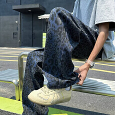 批发男生裤子豹纹牛仔裤男款宽松直筒时尚<b class='q'>嘻哈</b>潮高街潮流百搭牛仔裤