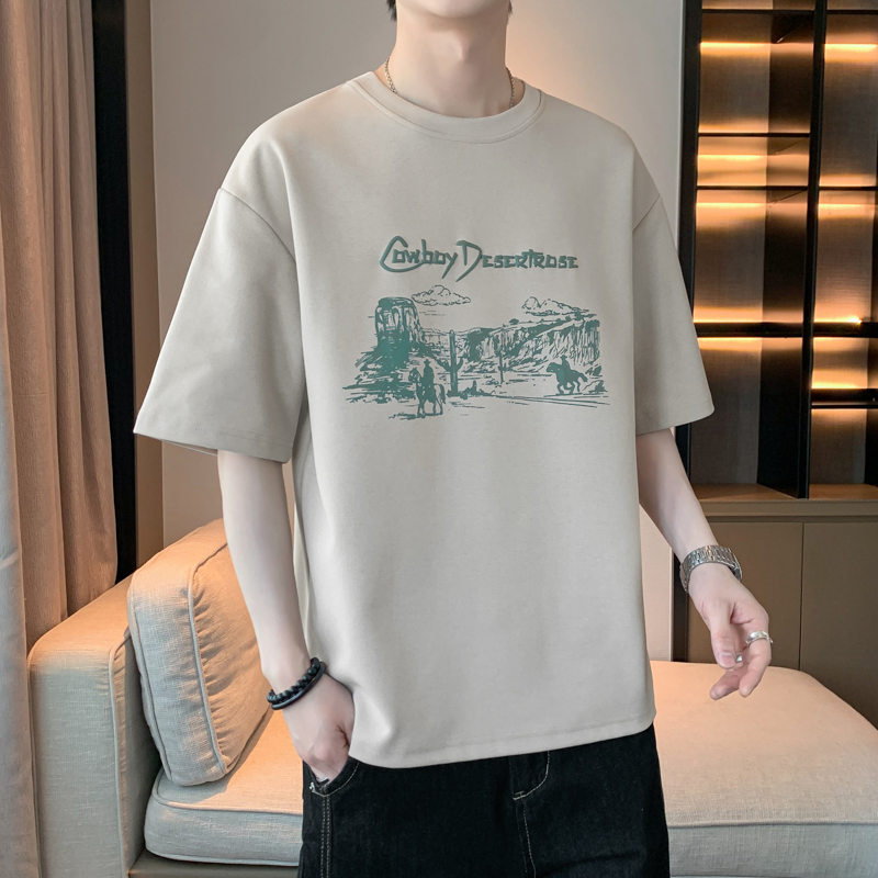 2026 여름 새로운 남성 반팔 티셔츠 루즈핏 라운드 넥 맨위 패션 트렌드 다용도 캐주얼 소년 동정